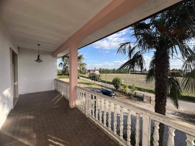 Villa Indipendente in vendita a Pozzonovo, Veneto