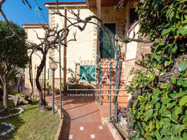Villa Indipendente in vendita a Antiniana, Pozzuoli