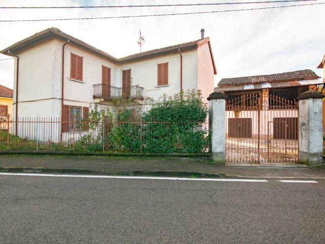 Villa Indipendente in vendita a Pozzuolo Martesana, Lombardia