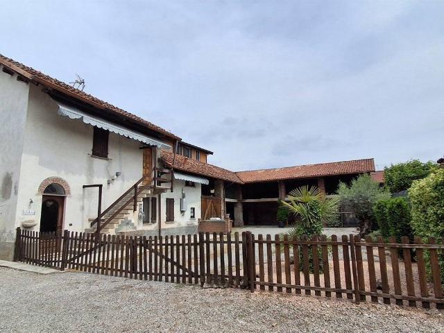 Villa Indipendente in vendita a Pozzuolo Martesana, Lombardia