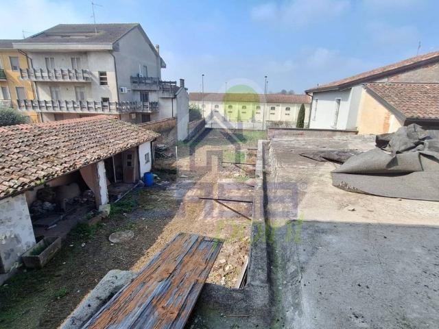Villa Indipendente in vendita a Pralboino, Lombardia