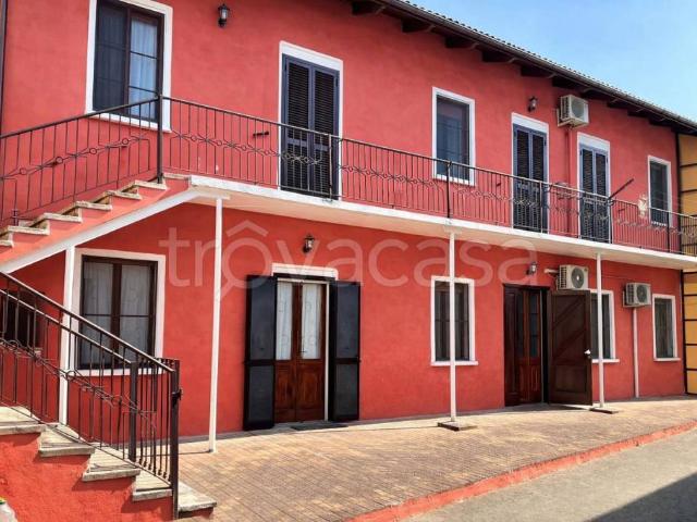 Villa Indipendente in vendita a Piemonte, Vercelli