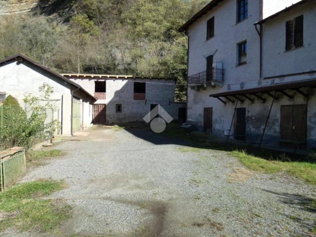 Villa Indipendente in vendita a Prasco, Alessandria