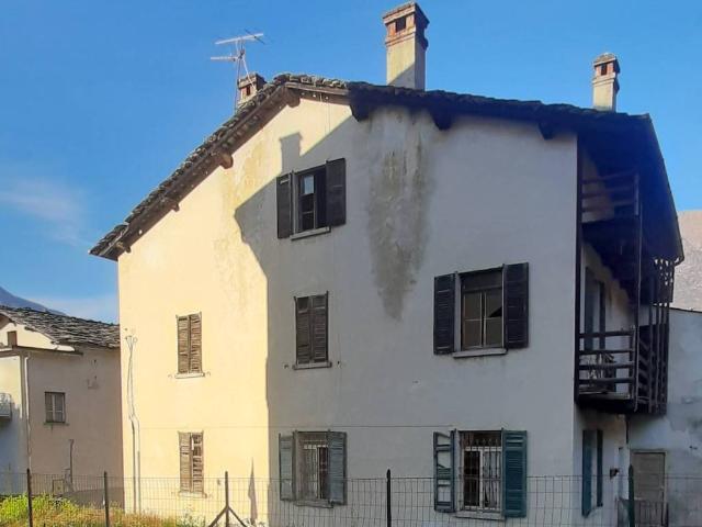 Villa Indipendente in vendita a Comunità montana della Valchiavenna, Prata Camportaccio
