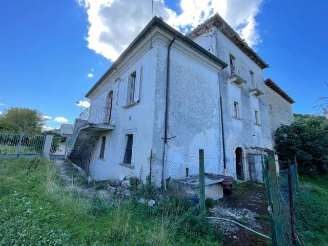 Villa Indipendente in vendita a Prata D'ansidonia, Abruzzo