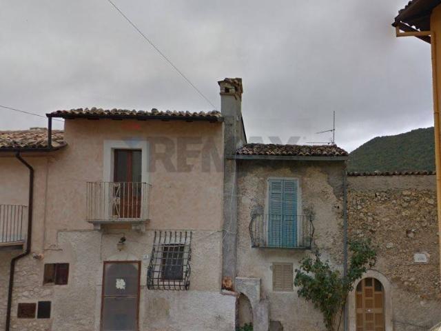 Villa Indipendente in vendita a Prata D'ansidonia, Abruzzo