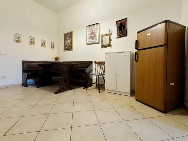 Villa Indipendente in vendita a Prato, Toscana