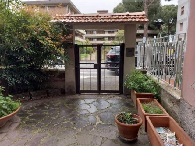 Villa Indipendente in vendita a Reggiana - Gescal, Prato