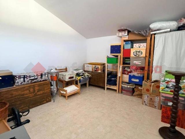 Villa Indipendente in vendita a Quadrante Europa - Stazione, Prato
