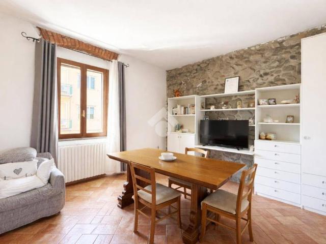 Villa Indipendente in vendita a Sant'Ippolito, Prato