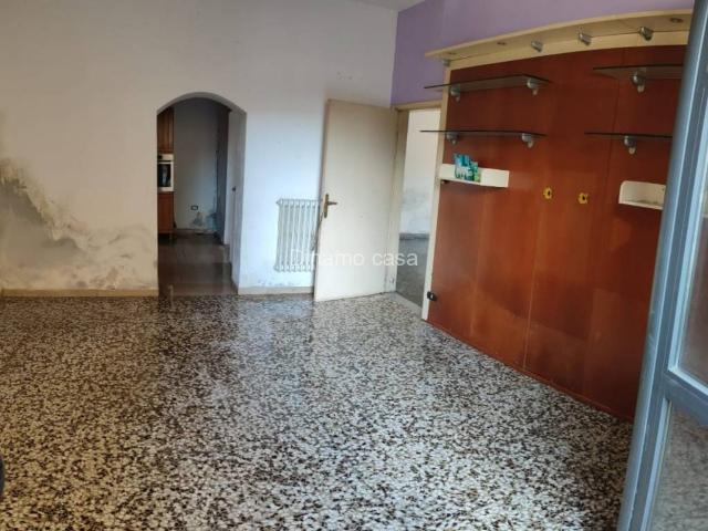 Villa Indipendente in vendita a Prato, Toscana