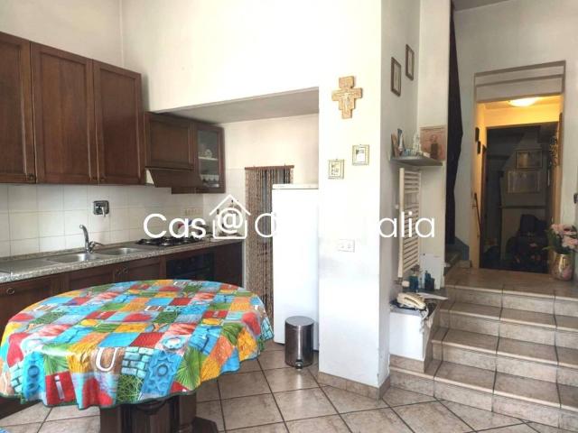 Villa Indipendente in vendita a Prato, Toscana
