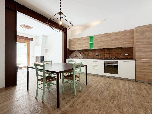 Villa Indipendente in vendita a La Macine, Prato