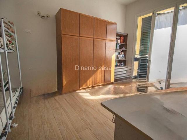 Villa Indipendente in vendita a Centro Direzionale, Prato