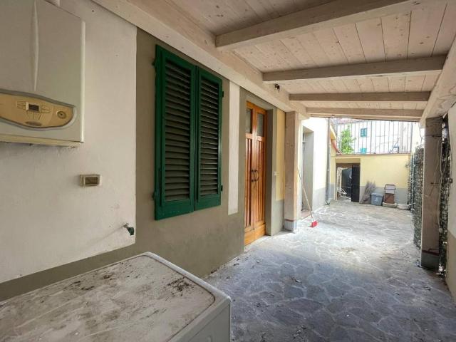 Villa Indipendente in vendita a San Paolo, Prato