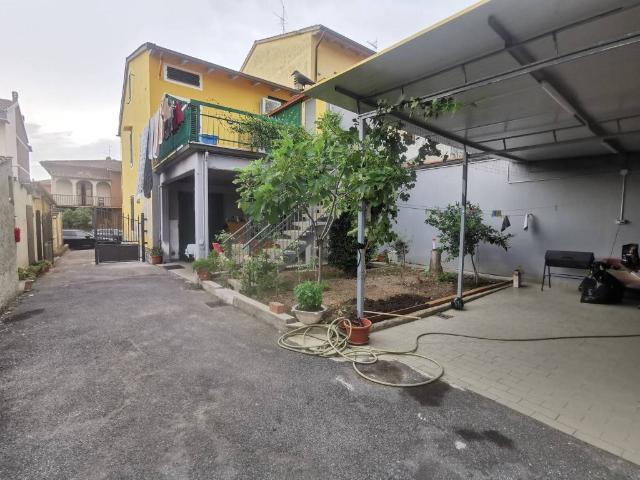 Villa Indipendente in vendita a Vergaio, Prato