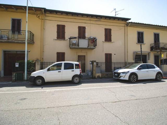 Villa Indipendente in vendita a Prato, Toscana