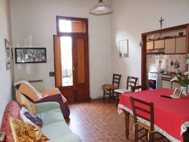 Villa Indipendente in vendita a Prato, Toscana