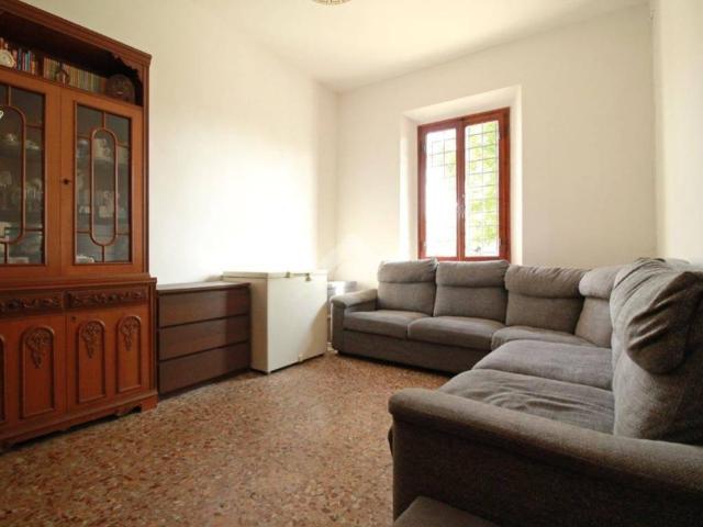 Villa Indipendente in vendita a Le Badie, Prato