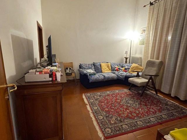 Villa Indipendente in vendita a Prato, Toscana
