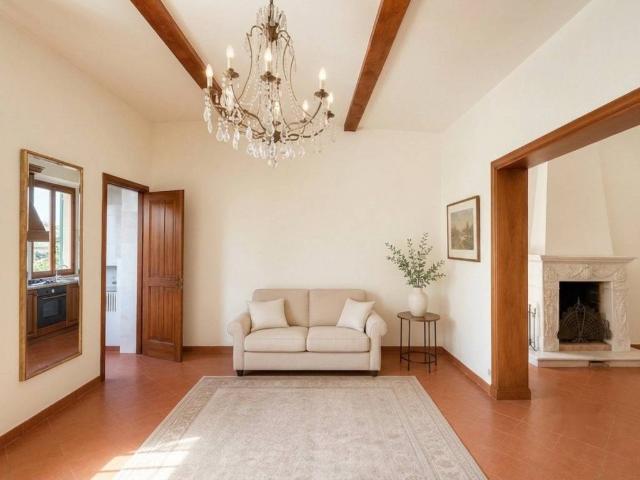 Villa Indipendente in vendita a il Cantiere, Prato