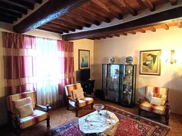 Villa Indipendente in vendita a Vergaio, Prato