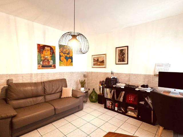 Villa Indipendente in vendita a La Torricella, Prato