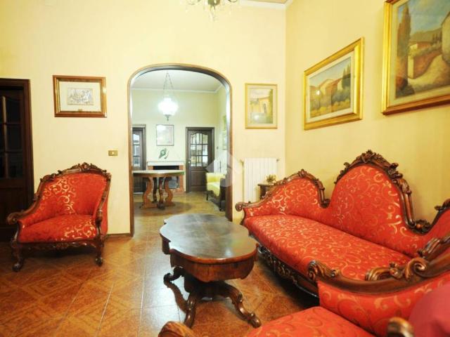 Villa Indipendente in vendita a Quadrante Europa - Stazione, Prato