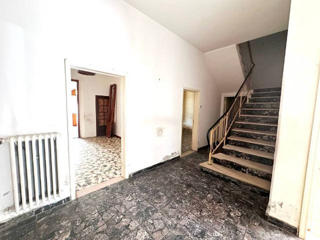 Villa Indipendente in vendita a Santa Lucia, Prato