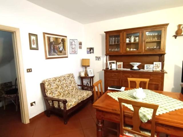 Villa Indipendente in vendita a Vergaio, Prato