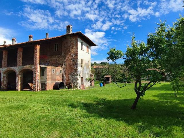 Villa Indipendente in vendita a Piemonte, Novara
