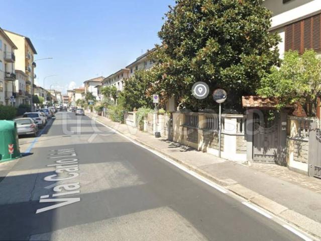 Villa Indipendente in vendita a Centro Direzionale, Prato