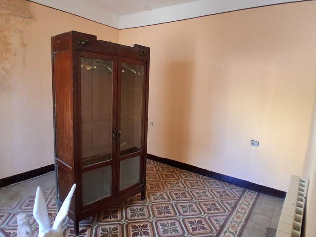 Villa Indipendente in vendita a Pratola Peligna, Abruzzo