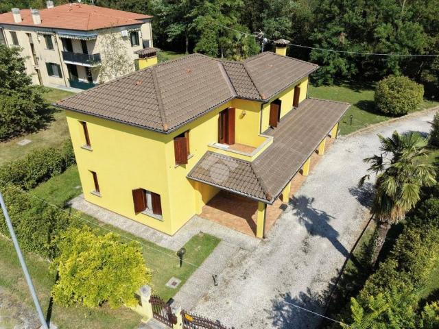 Villa Indipendente in vendita a Pravisdomini, Friuli-Venezia Giulia