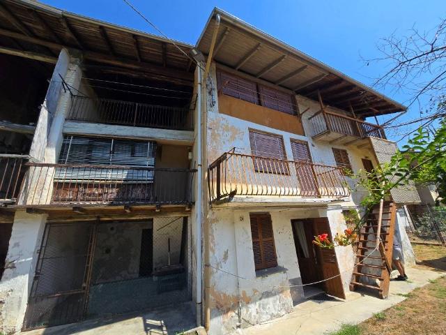 Villa Indipendente in vendita a Piemonte, Biella