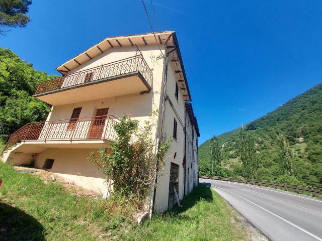 Villa Indipendente in vendita a Preci, Umbria
