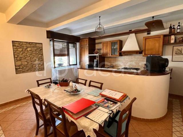 Villa Indipendente in vendita a Unione di Comuni della Romagna Forlivese, Predappio