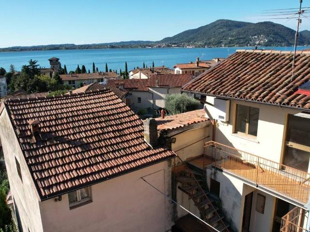Villa Indipendente in vendita a Predore, Lombardia