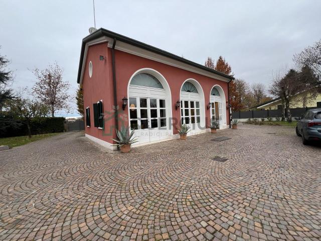 Villa Indipendente in vendita a Le Grazie, Preganziol