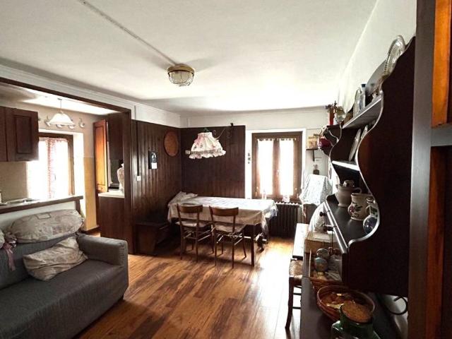 Villa Indipendente in vendita a Premana, Lombardia