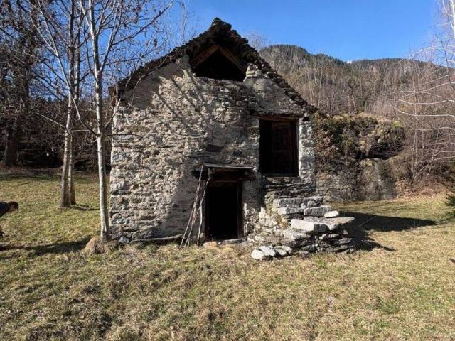 Villa Indipendente in vendita a Piemonte, Verbano-cusio-ossola