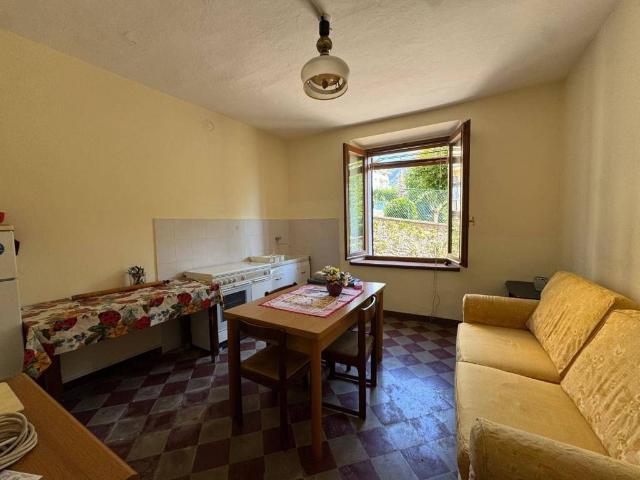 Villa Indipendente in vendita a Premolo, Lombardia