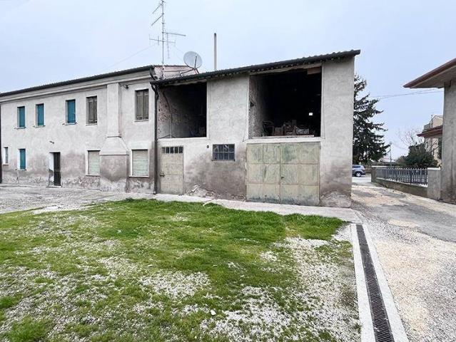 Villa Indipendente in vendita a Pressana, Veneto