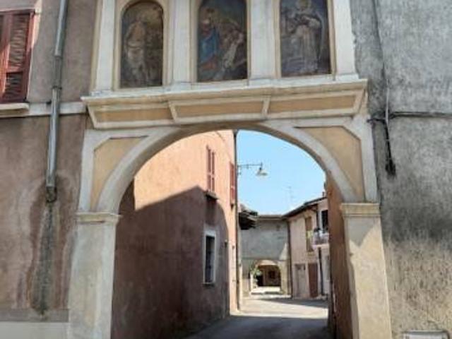 Villa Indipendente in vendita a Prevalle, Lombardia