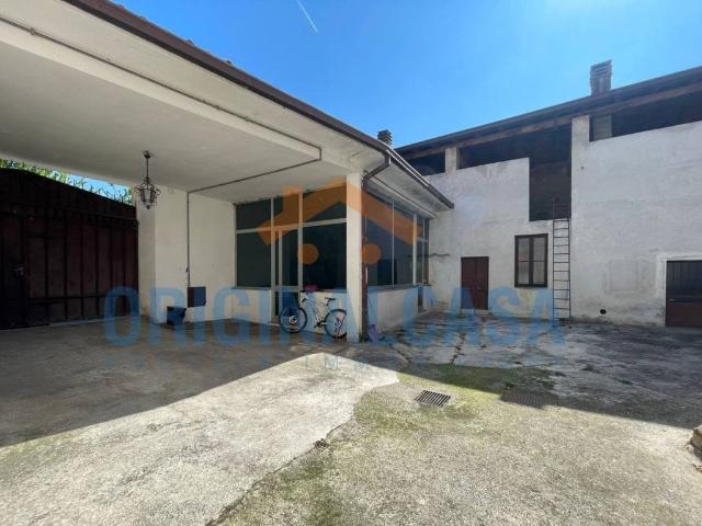 Villa Indipendente in vendita a Prevalle, Lombardia