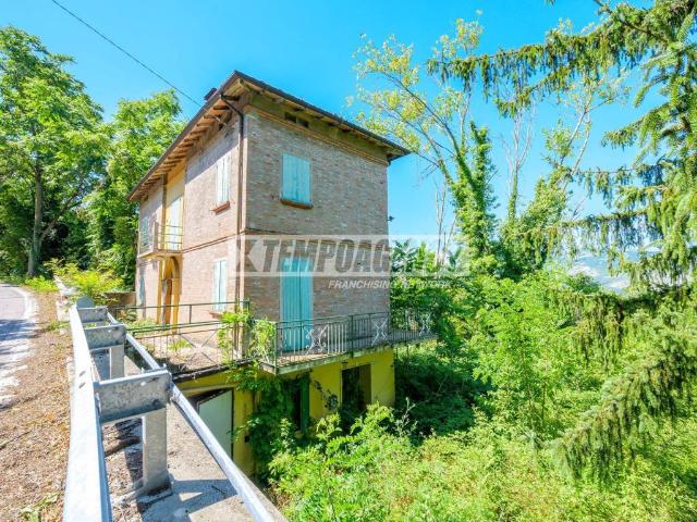 Villa Indipendente in vendita a Unione dei comuni del Distretto Ceramico, Prignano Sulla Secchia