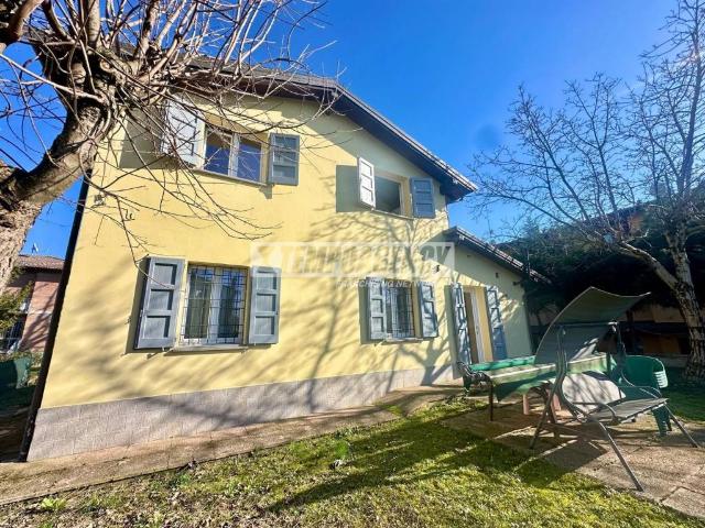 Villa Indipendente in vendita a Unione dei comuni del Distretto Ceramico, Prignano Sulla Secchia