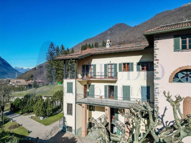 Villa Indipendente in vendita a Primaluna, Lombardia