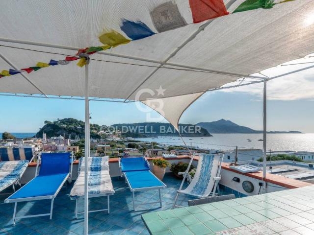 Villa Indipendente in vendita a Chiaiolella, Procida
