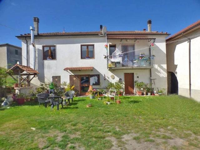 Villa Indipendente in vendita a Borgo Carro, Piemonte